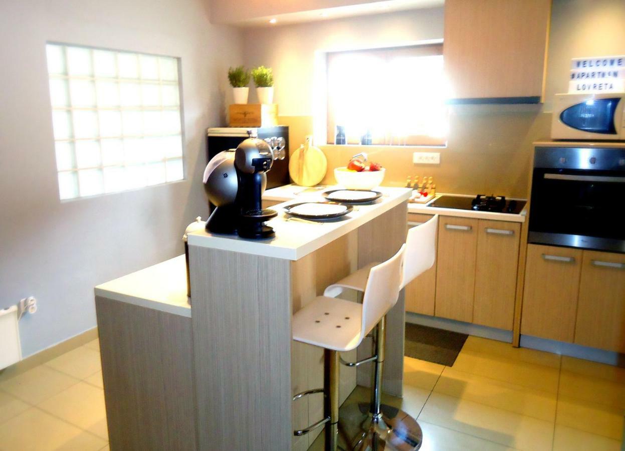 Apartman For 4 - Lovreta Makarska Exterior photo